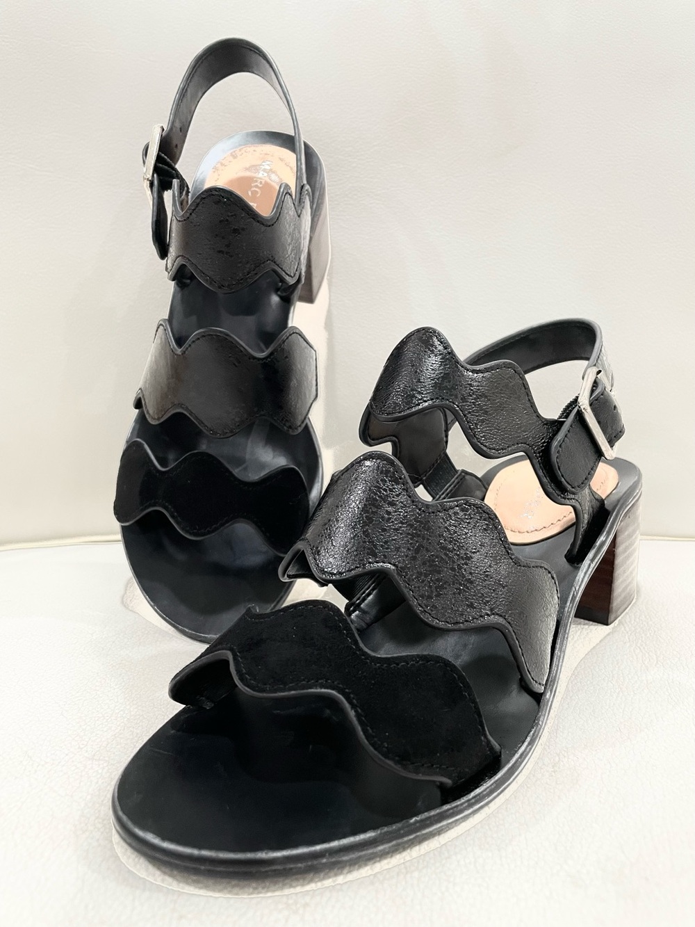 NIB (6) Marc Fisher Omalla black multi genuine leather slingback sandals cut out